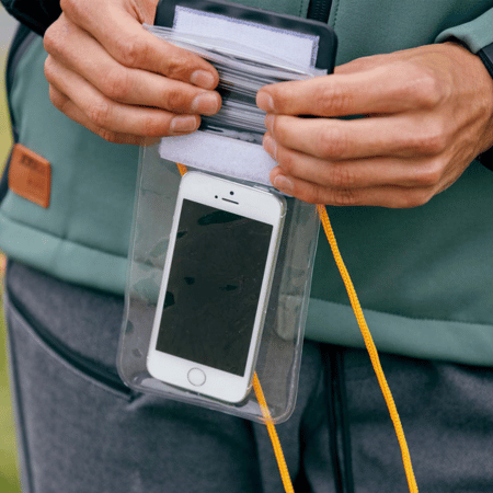 Funda impermeable para el tel&eacute;fono